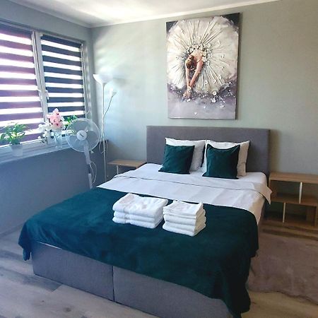 ורשה Apartament Centrum Chmielna מראה חיצוני תמונה