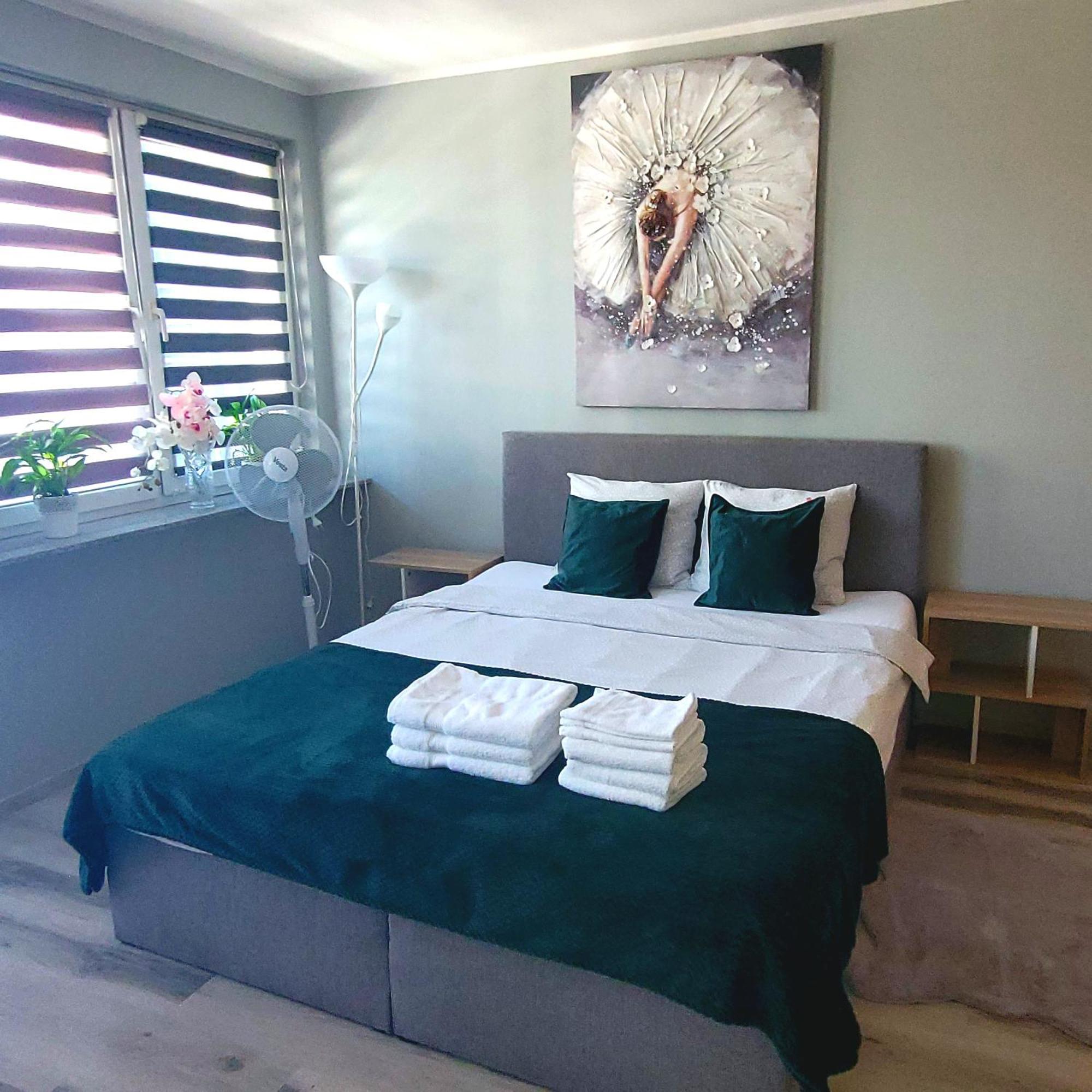 ורשה Apartament Centrum Chmielna מראה חיצוני תמונה