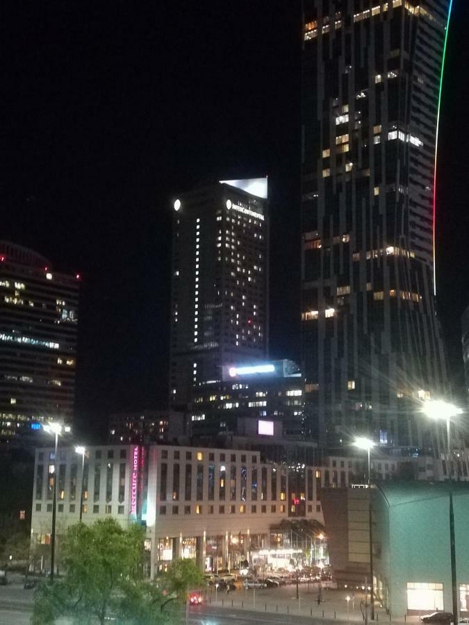 ורשה Apartament Centrum Chmielna מראה חיצוני תמונה